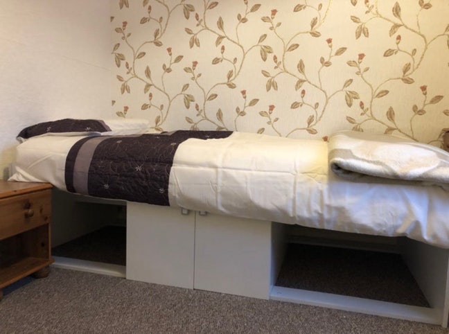 Single Room  Main Photo