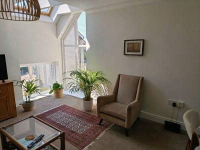 Short term single let: from Nov, in Hawkinge Main Photo