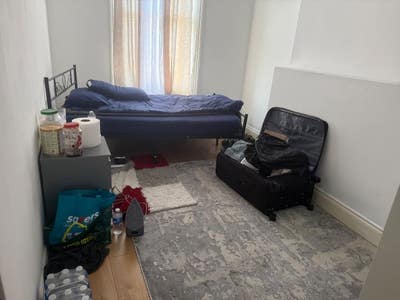 Double Room Denmark Hill – &pound;850 Per Month Main Photo