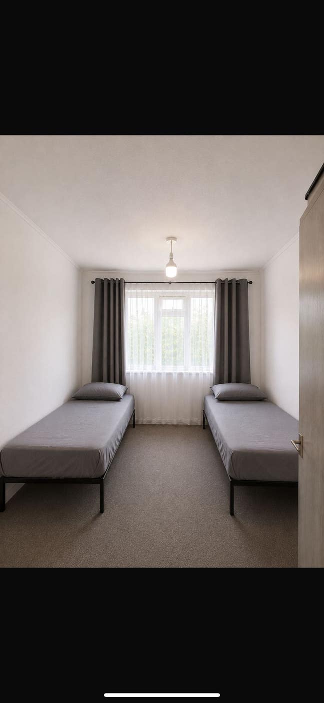 Double Room available Main Photo