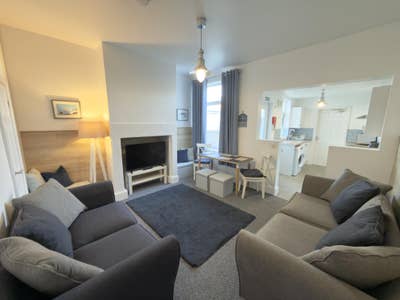No Deposit, Unrestricted Parking, No Min/Max Stay Main Photo