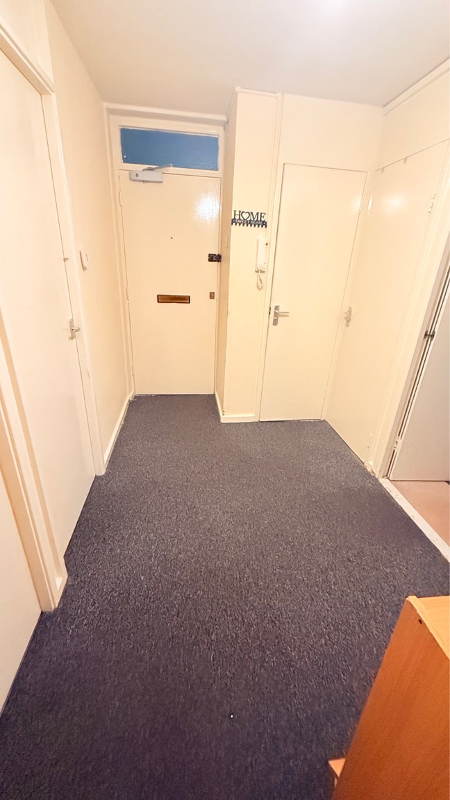 Big Room  Main Photo