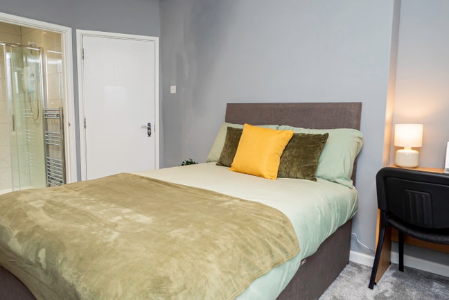✨ Spacious Quiet Double Room – Iffley Road  ✨ Main Photo