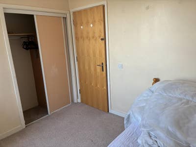 Room in leith Main Photo
