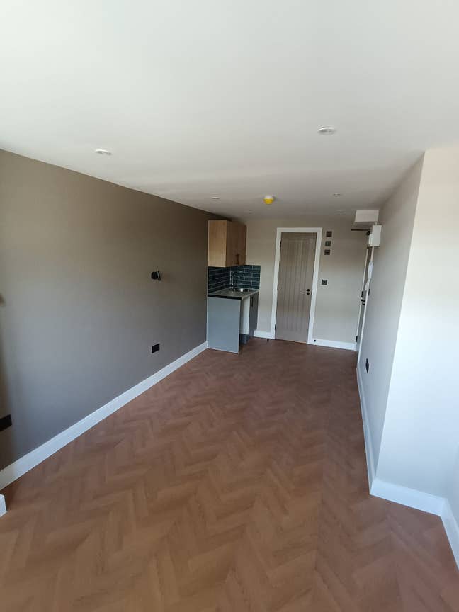 Studio Room Available – Hatfield Crescent, HP2 Main Photo