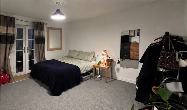 Large double in kingsdown Main Photo