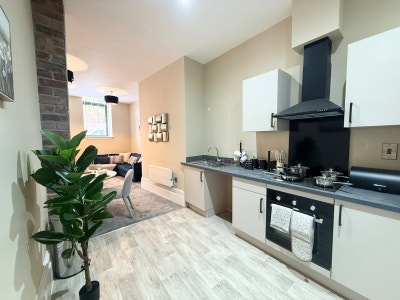 Brand New Luxury 3 Bed Furnished Apartments Main Photo