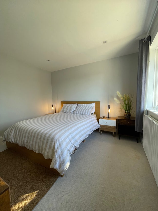 Beautiful Spacious Double Bedroom 🛌 Main Photo
