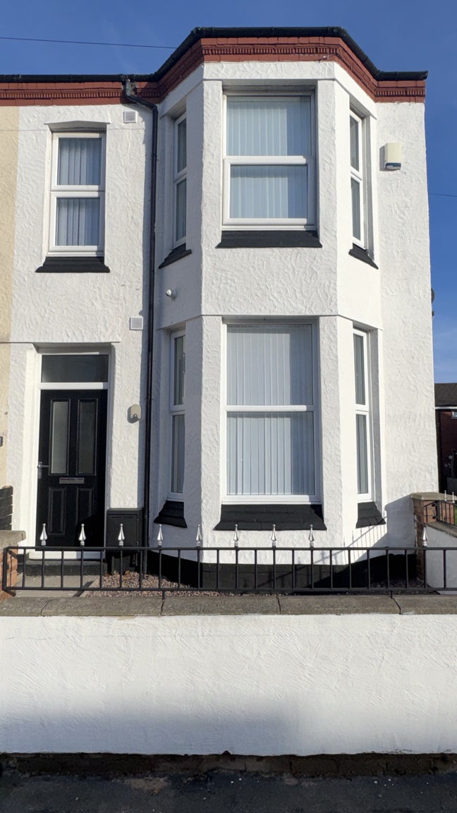 New Rooms Available Mid/Late November in Wallasey Main Photo