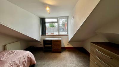 2 x Affordable Rooms | Bills & Wi-Fi Included Main Photo