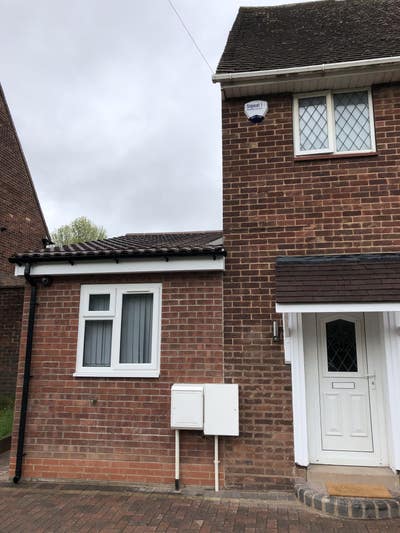 5 Ensuite Beds, Bills Inc, Walk to Warwick Main Photo