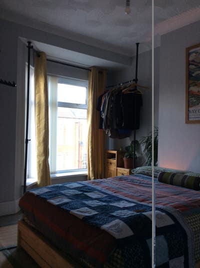 Peaceful, and calm household filled with plants.  Main Photo
