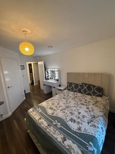 Luxury Ensuite Double Room Available in CR0 2NS Main Photo
