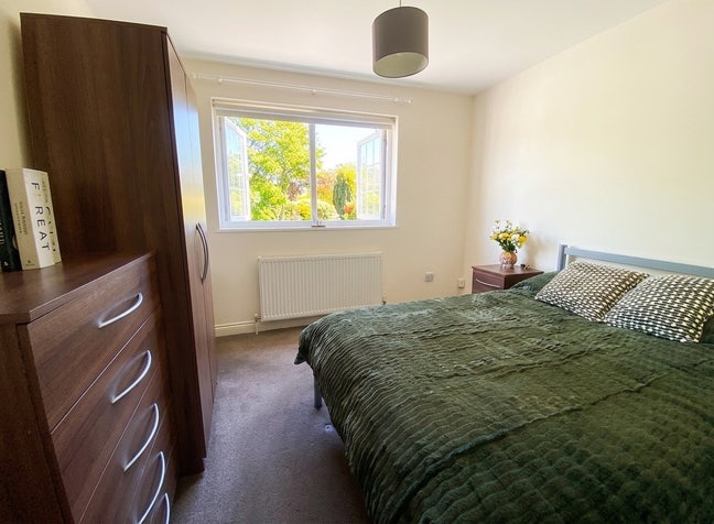 🌳 2 Large Double Rooms - 1 En Suite ⭐ Main Photo