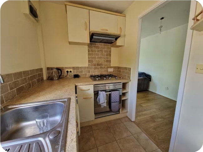 1 bed for rent Main Photo