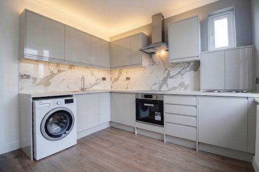 New en-suite Room Willesden - near station  Main Photo