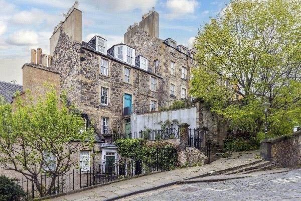 Beautiful Flat in Central Edinburgh  Main Photo