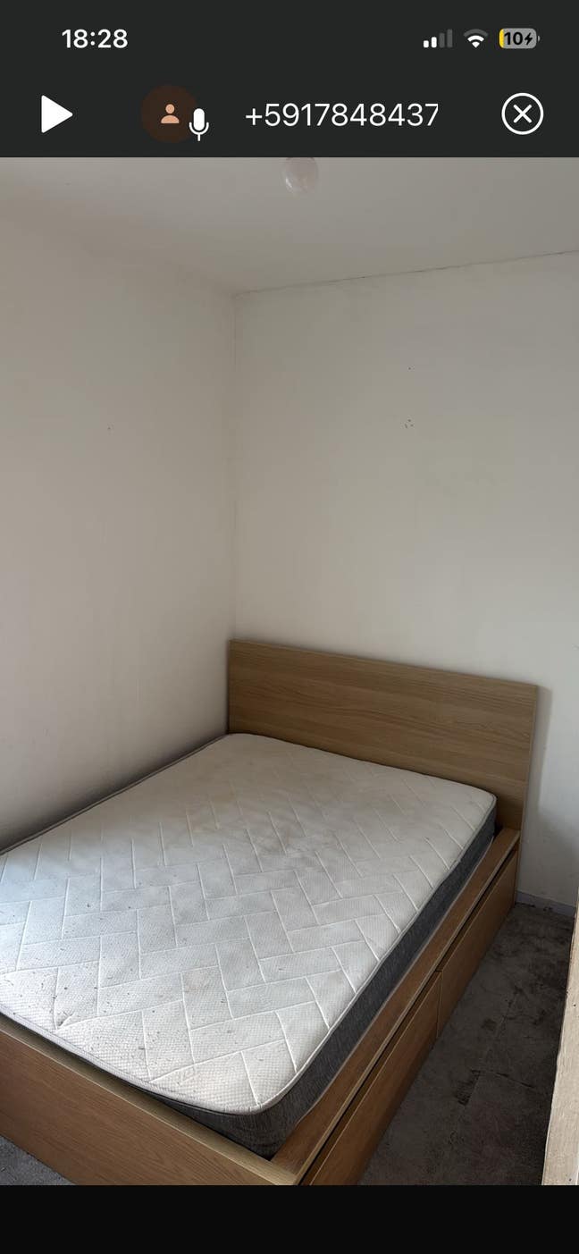 Eastbourne double room Main Photo