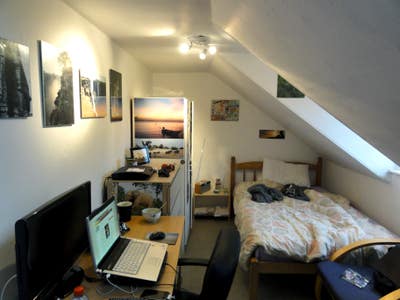 Double Room in spacious friendly house Main Photo