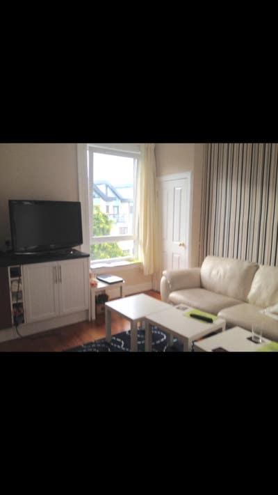 Large Double Room Main Photo