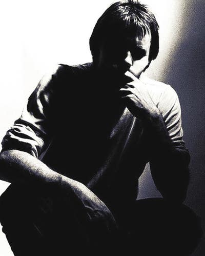 Professional creative man seeks room Main Photo