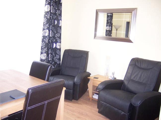 Spacious double Room  Norton, Stourbridge.  Main Photo