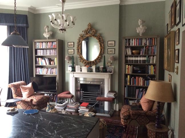 Furnished room, 1st floor, South Kensington Main Photo