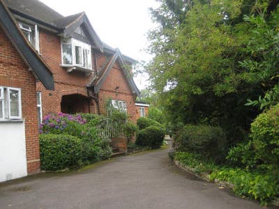 Great houseshare with mature young professionals Main Photo