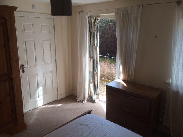 Ensuite double bedroom, must be seen! Main Photo
