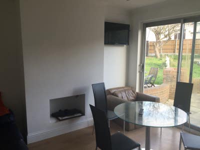 Single Room To Let with its own separate bathroom  Main Photo