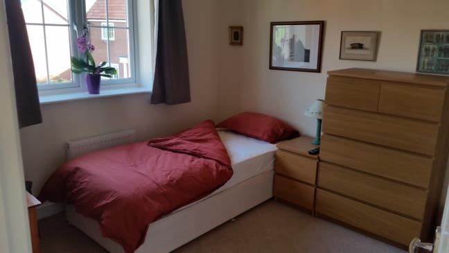 Monday to Friday  Modern Room  en-suite Main Photo