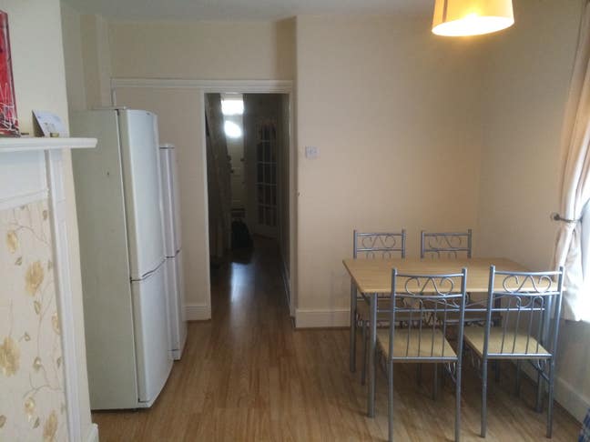 Single Room in Quiet Area of Upper Walthamstow Main Photo
