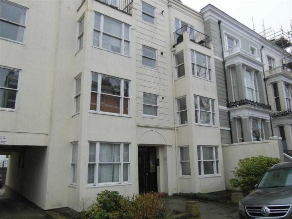 One Bed Apartment Close to Brighton Station Main Photo