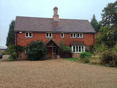  Two Large Double Rooms in family home Main Photo