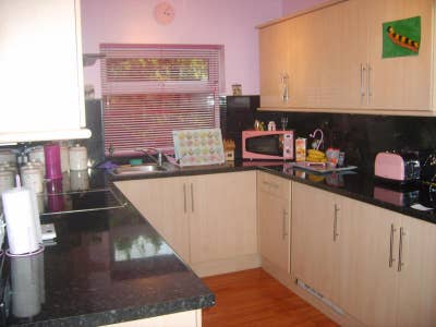 Furnished double room to let  Main Photo