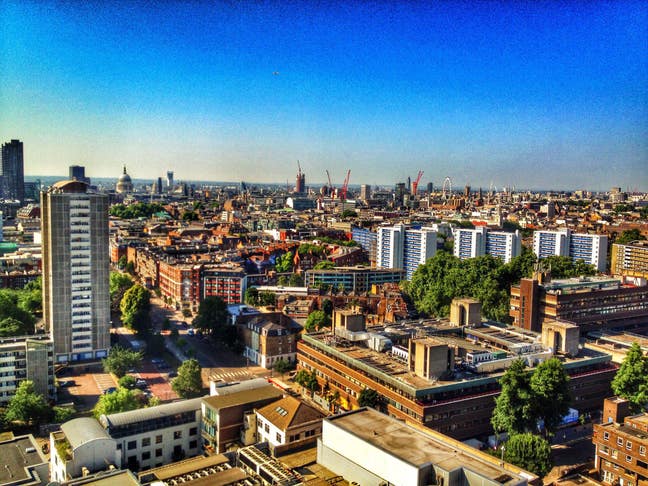  Big Room with an Amazing View Across London Main Photo