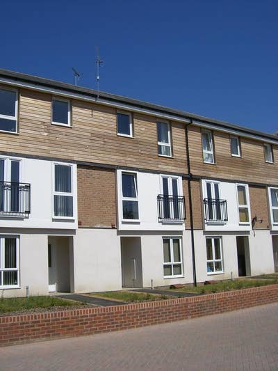 Double Bedrooms in eco- townhouse Main Photo