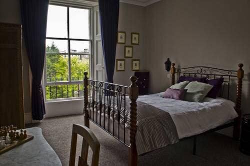 Now available 10th  December. Ensuite king room  Main Photo