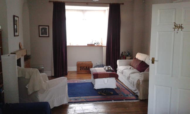 Room in Quiet House in Uplands Main Photo