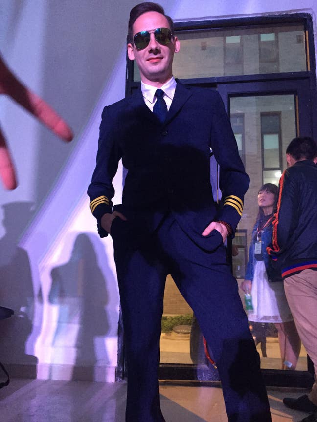 Profesional room  required  Main Photo