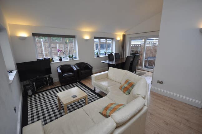 En-Suite Young Professional Share - All Bills Inc Main Photo