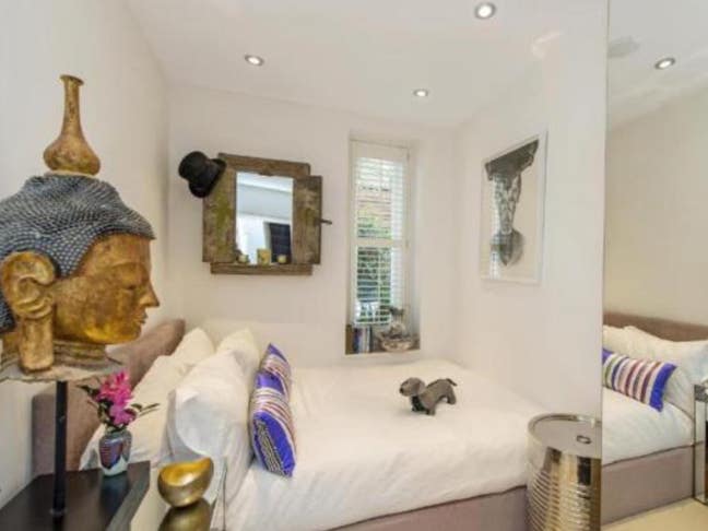 Luxury double bedroom to rent in Chelsea apartment Main Photo