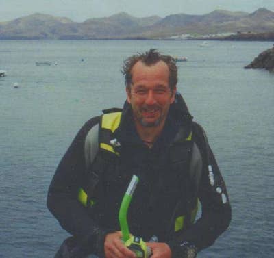 Need somewhere very flexible, living in France Main Photo