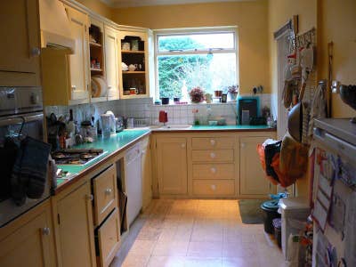 Southville: Warm sunny double room Main Photo