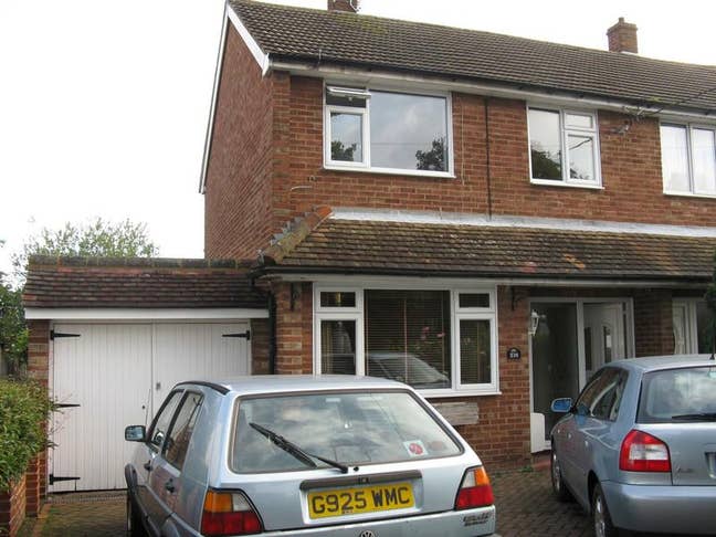 Room in Billericay. 10 mins station Main Photo
