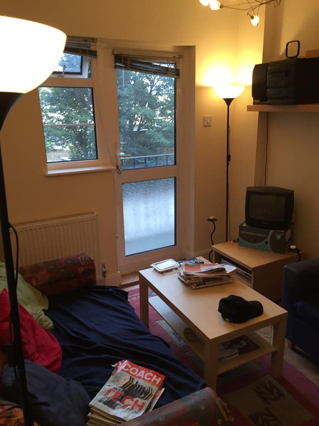 3 Double Bedrooms Available in Shepherds Bush W12 Main Photo