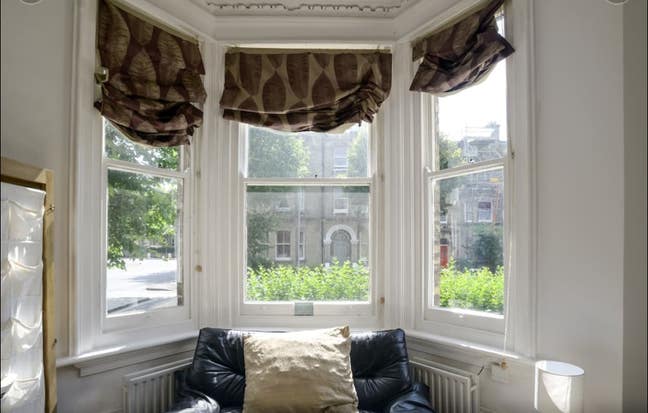 Light Victorian studio by the sea Main Photo