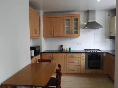 Rooms to let Main Photo