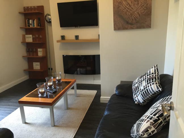 2 x DBL Rms -Nr CITY Centre** Bills inc Main Photo