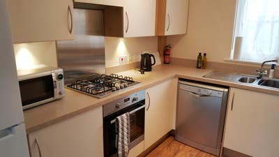 Be Quick If You Want This Room in Westwood Main Photo